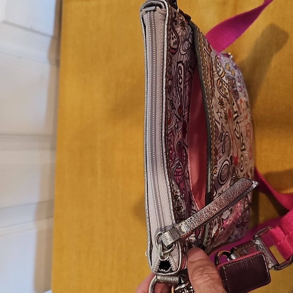 COACH Poppy Butterfly Graffiti Crossbody bag LIKE NEW - Picture 9 of 11